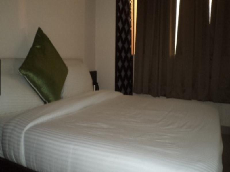 Hotel R K International ลัคเนา ภายนอก รูปภาพ